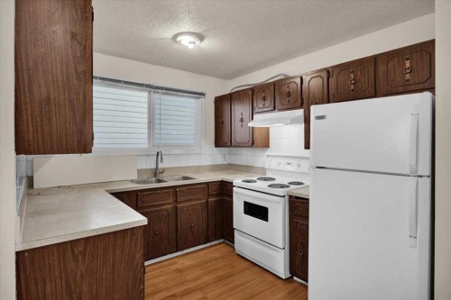 32 Whitman Crescent Ne, Calgary, AB 