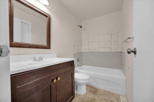 32 Whitman Crescent Ne, Calgary, AB 