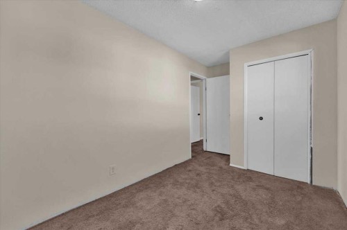 32 Whitman Crescent Ne, Calgary, AB 