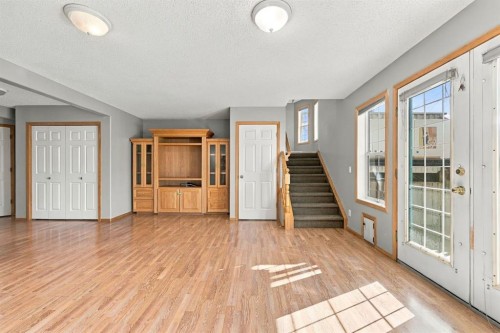 184 Hidden Circle Nw, Calgary, AB 
