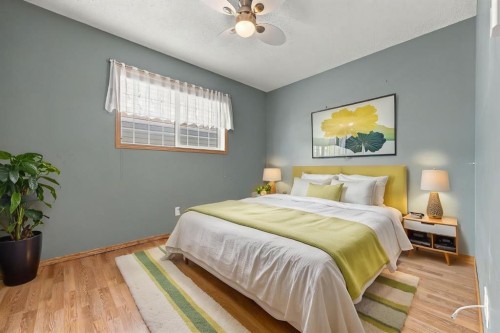 184 Hidden Circle Nw, Calgary, AB 
