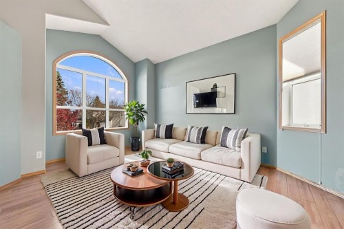 184 Hidden Circle Nw, Calgary, AB 