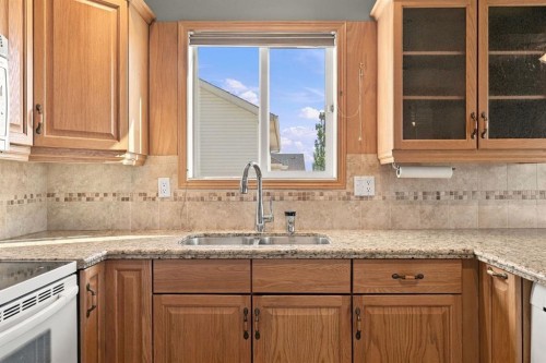 184 Hidden Circle Nw, Calgary, AB 