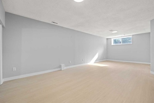 16 Whiteram Place Ne, Calgary, AB 