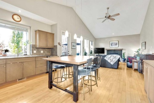 237 Chapala Drive Se, Calgary, AB 