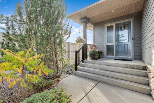 237 Chapala Drive Se, Calgary, AB 
