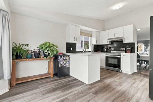 16 Mckenna Place Se, Calgary, AB 