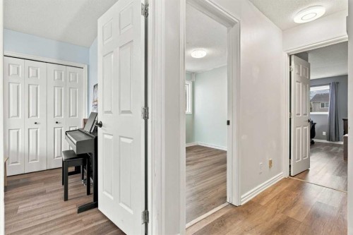 16 Mckenna Place Se, Calgary, AB 