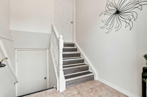 16 Mckenna Place Se, Calgary, AB 
