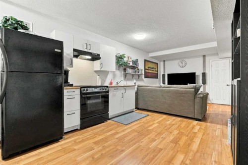 16 Mckenna Place Se, Calgary, AB 