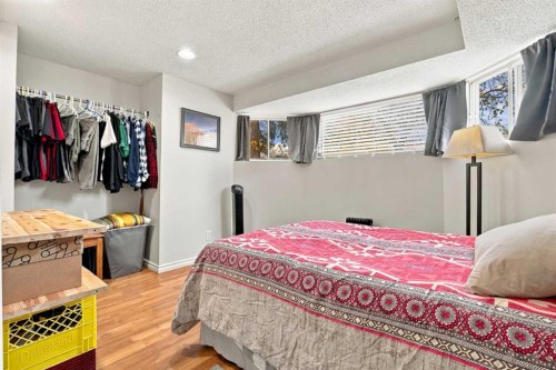 16 Mckenna Place Se, Calgary, AB 