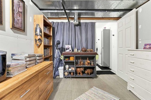 16 Mckenna Place Se, Calgary, AB 