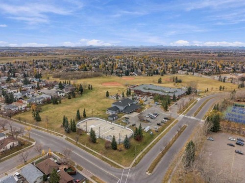 16 Mckenna Place Se, Calgary, AB 
