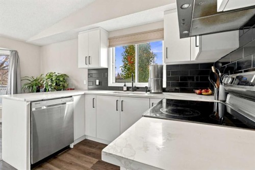 16 Mckenna Place Se, Calgary, AB 