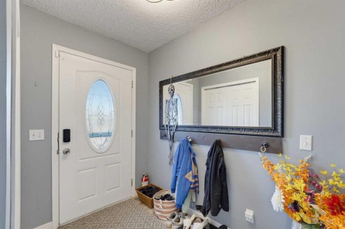 32 Los Alamos Crescent Ne, Calgary, AB 