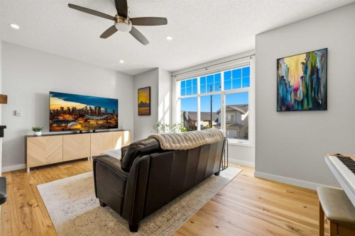 383 Springborough Way Sw, Calgary, AB 