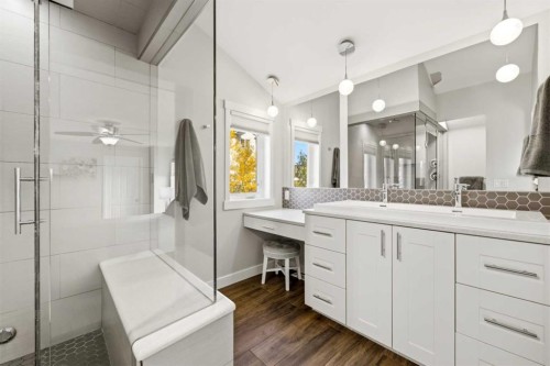 383 Springborough Way Sw, Calgary, AB 