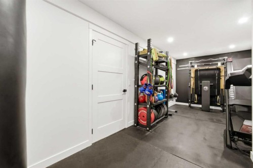 383 Springborough Way Sw, Calgary, AB 