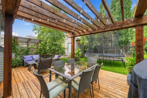 383 Springborough Way Sw, Calgary, AB 