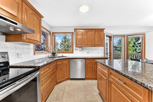 127 Edgebrook Circle Nw, Calgary, AB 