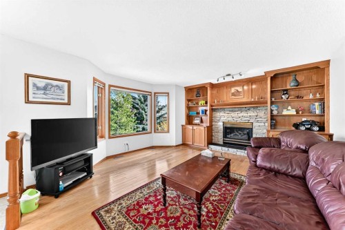 127 Edgebrook Circle Nw, Calgary, AB 