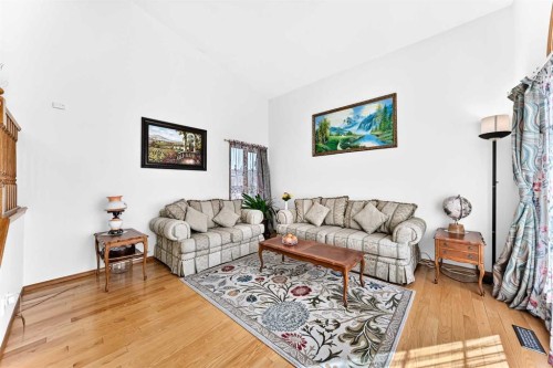 127 Edgebrook Circle Nw, Calgary, AB 