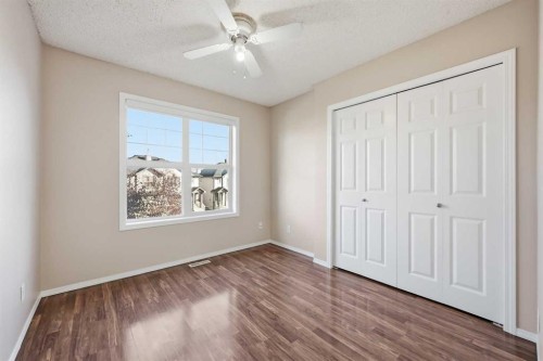 33 Saddlebrook Common Ne, Calgary, AB 