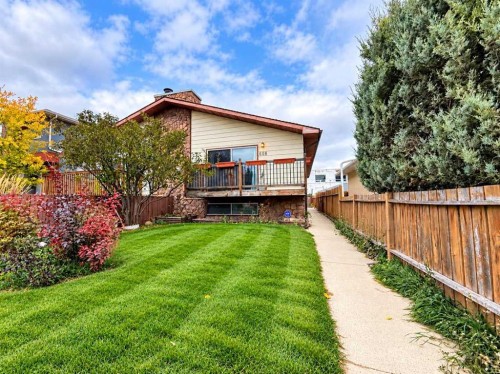 606 34 Avenue NE Calgary, AB T2E 2K2