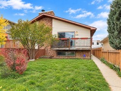 604 34 Avenue NE Calgary, AB T2E 2K2