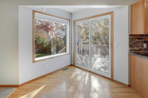 212 Riverview Close Se, Calgary, AB 
