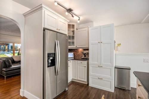210 Windermere Road Sw, Calgary, AB 