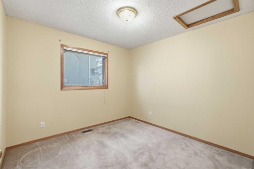 507 Hidden Vale Place Nw, Calgary, AB 