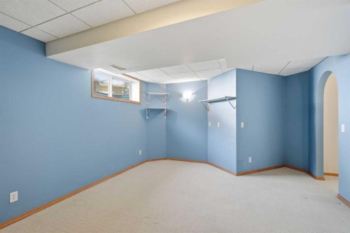 507 Hidden Vale Place Nw, Calgary, AB 