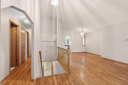 507 Hidden Vale Place Nw, Calgary, AB 
