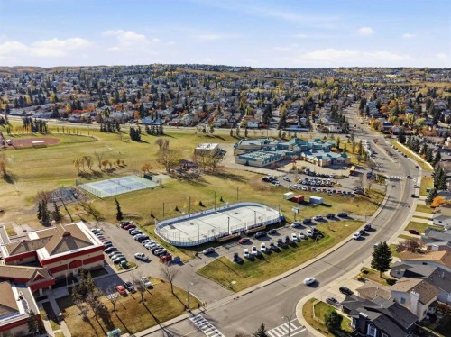 507 Hidden Vale Place Nw, Calgary, AB 