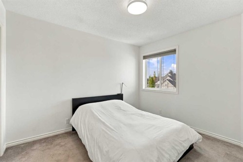 29 Cranleigh Park Se, Calgary, AB 