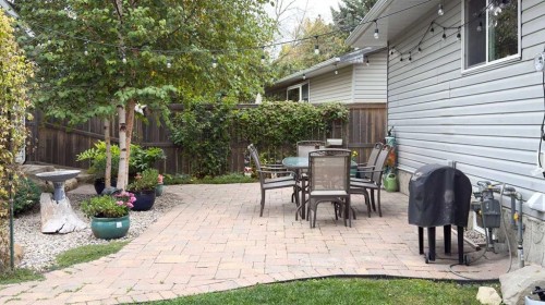 7048 61 Avenue Nw, Calgary, AB 
