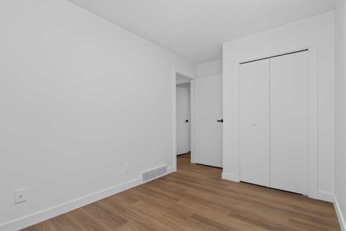 73 Penworth Close Se, Calgary, AB 