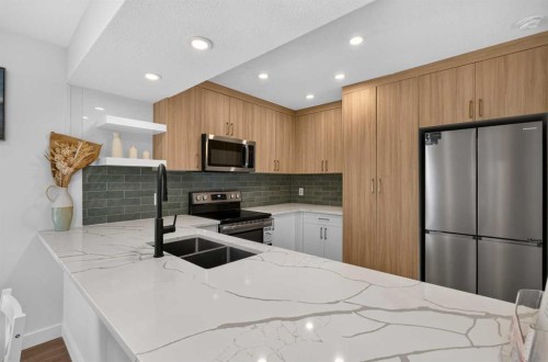 73 Penworth Close Se, Calgary, AB 
