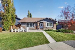 36 Lake Lucerne Close SE Calgary, AB T2J 3H8
