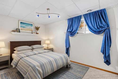 196 River Rock Crescent Se, Calgary, AB 