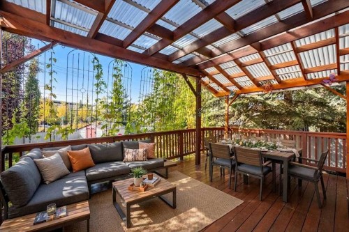 196 River Rock Crescent Se, Calgary, AB 