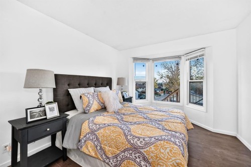 260 Berwick Drive Nw, Calgary, AB 