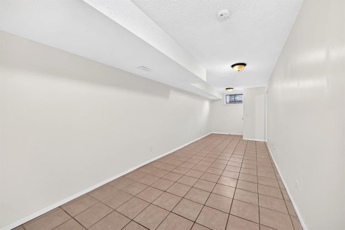 260 Berwick Drive Nw, Calgary, AB 