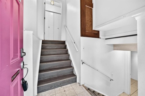 260 Berwick Drive Nw, Calgary, AB 