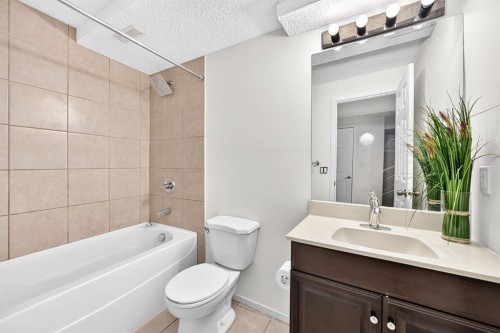 260 Berwick Drive Nw, Calgary, AB 
