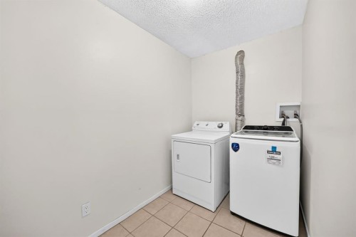 260 Berwick Drive Nw, Calgary, AB 