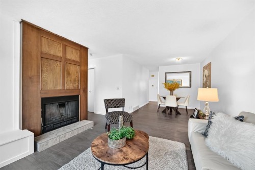 260 Berwick Drive Nw, Calgary, AB 