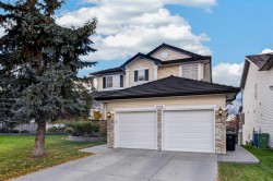 248 Douglas Woods Hill SE Calgary, AB T2Z 3B1