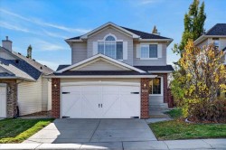 238 New Brighton Circle SE Calgary, AB T2Z 4B2